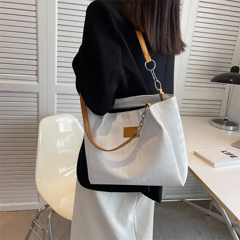 Women large  capacity  shoulder tote bag